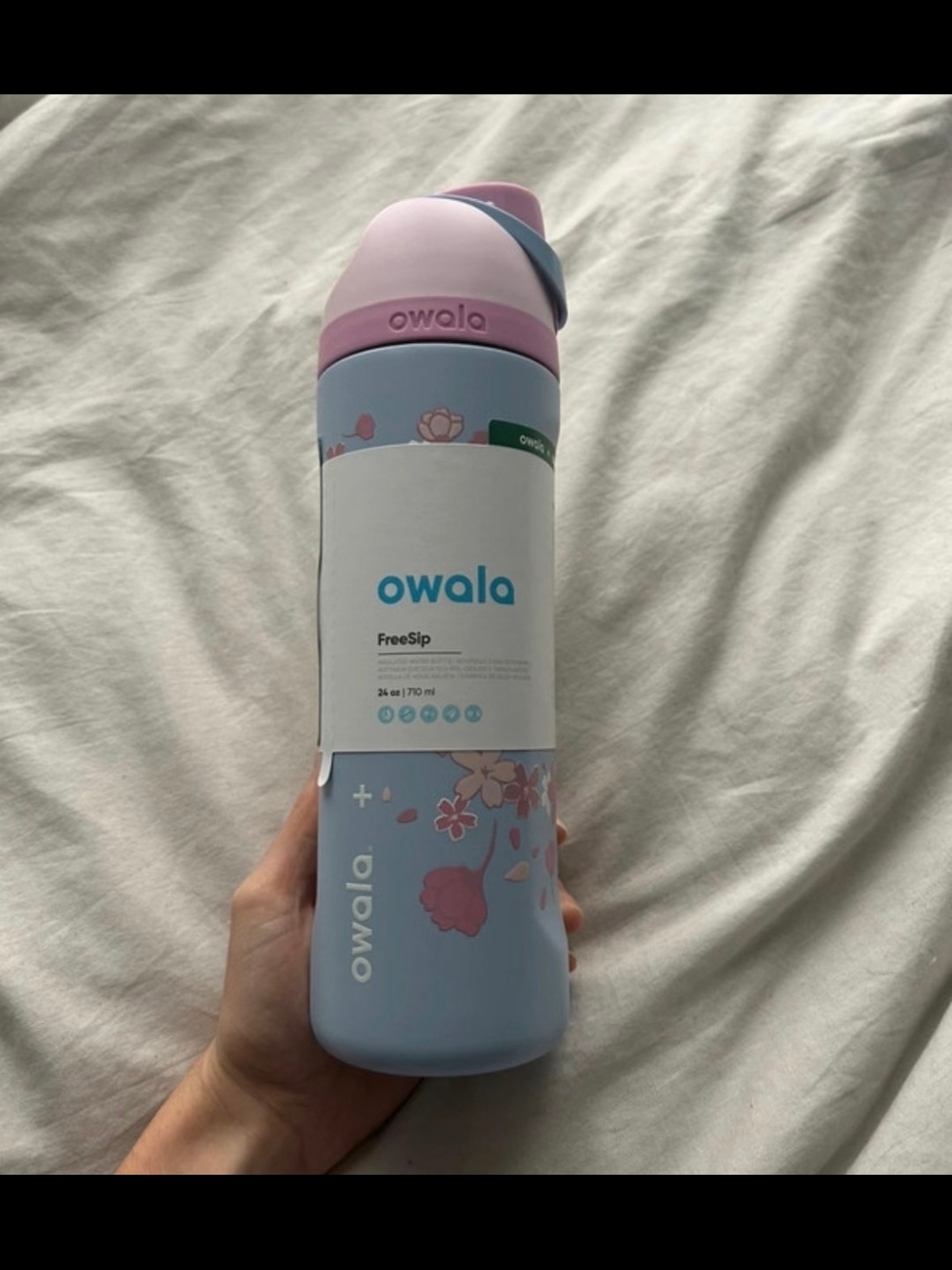 New Starbucks X Owala 2026 Sakura Limited Insulated Water Bottle 24oz Straw Cup